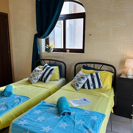 Tal-bambinu Boutique * Xagħra