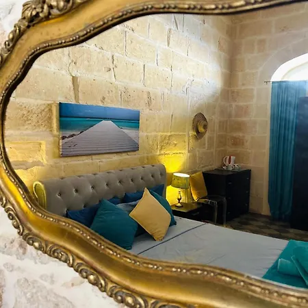 Alojamento de Acomodação e Pequeno-almoço Tal-bambinu Boutique *