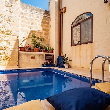 Tal-bambinu Boutique *