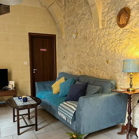 فندق مبيت وإفطار Tal-bambinu Boutique *